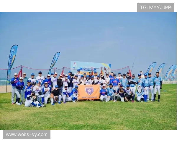 全国青少年软式棒垒球阳光体育进校园活动全年开展