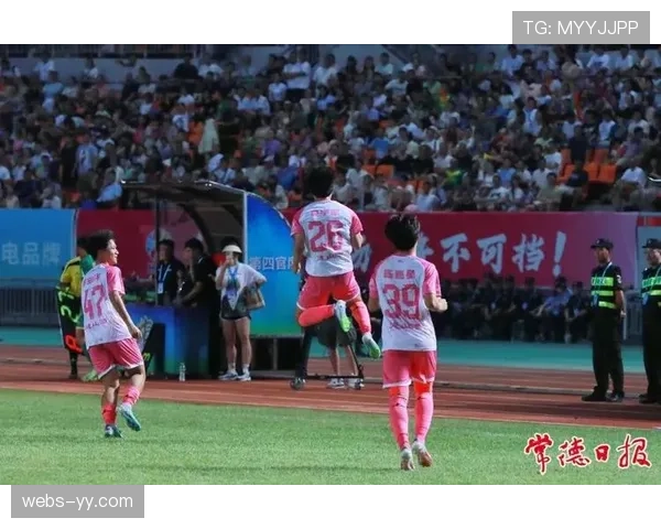 业余足球联赛兴起定位球专项挑战赛，吸引民间高手参与